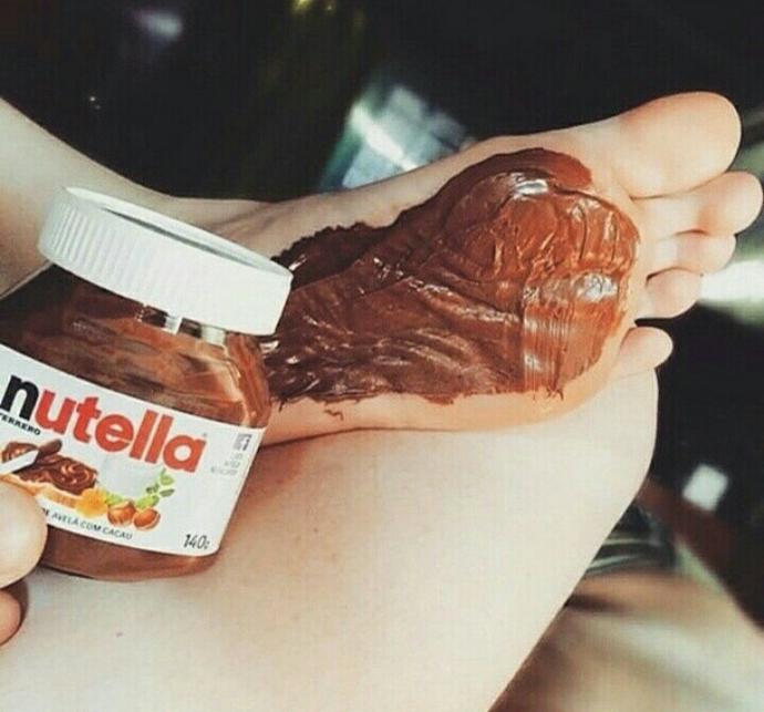 Nutellali resim nefis degilmi 👣😂😂??
