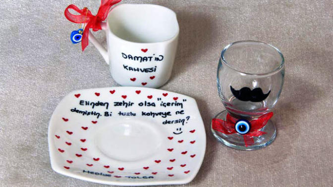 Erkekler siz tuzlu kahve içmek istermisiniz? kızlar siz kahveye tuz katacakmısınız?