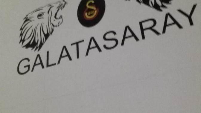 Galatasaraylı kızlar nasıl olur :D?