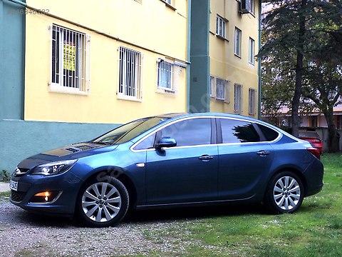 Opel Astra Sedan mı, Wv Jetta mı?