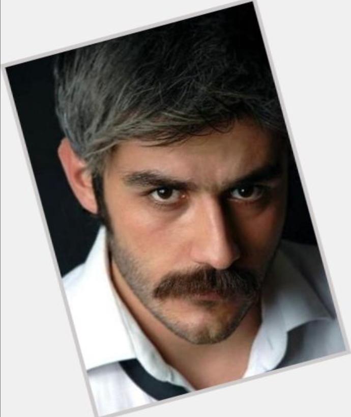 Bu Adam nasıl bir şey ya?