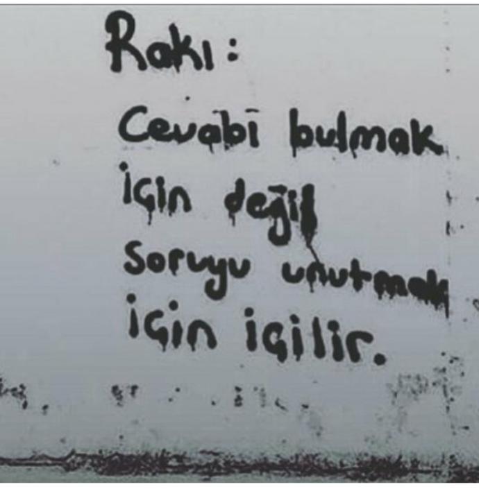 İçki unutmak için mi içilir?