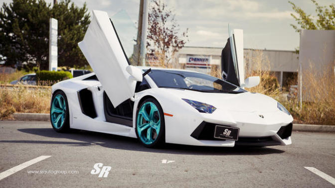 Lamborghini mi Ferrari mi?