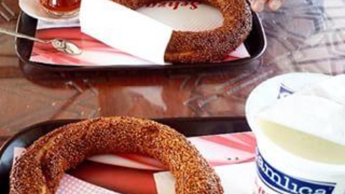 Simitle Ayran mı Çay mı iyi gider?