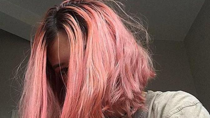 Saçlarımı boyadım pembe oldu. Ne yapmalıyım?