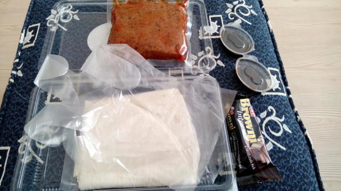 Bakkalda çiğ köfte olur mu demeyiiiin :D Sizce olur mu :D?