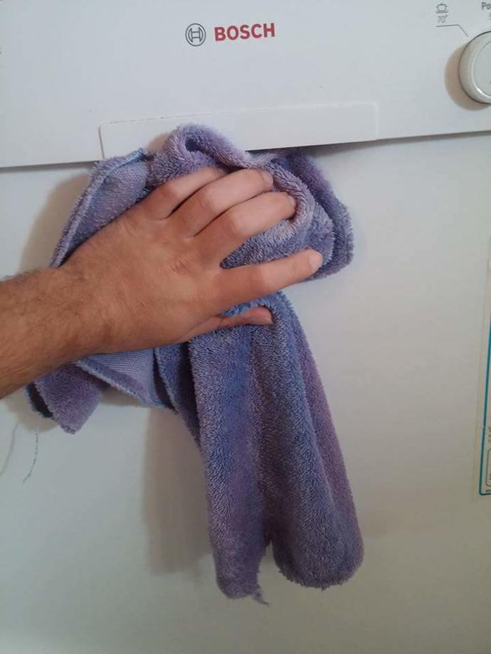Boşaldım siliyorum ?