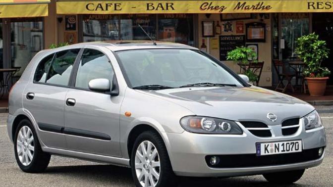 Nissan almera nasıl bir araba?