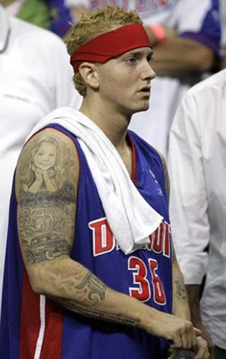 Eminem mi taylor swift mi?