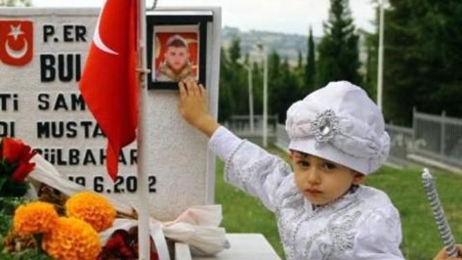 Şehit çocuklarını görünce ne hissediyorsunuz?