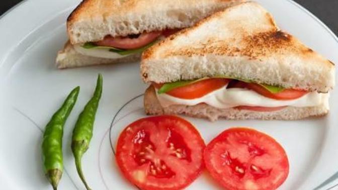 Ekmek arasına konulacak muhteşem şeyler?