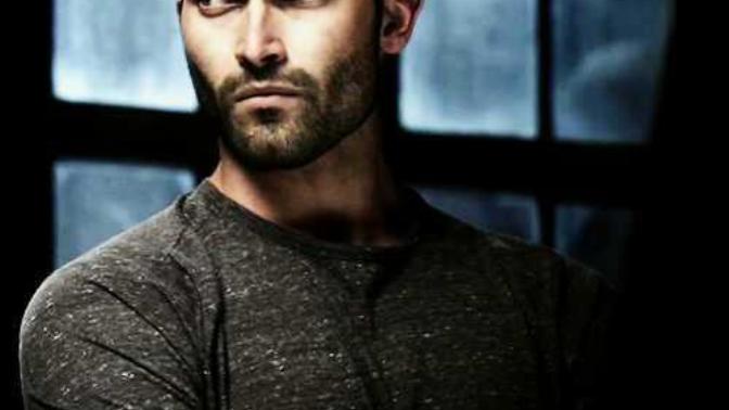 Kızlar tyler hoechlin namı değer derek hale nasıl buluyorsunuz?