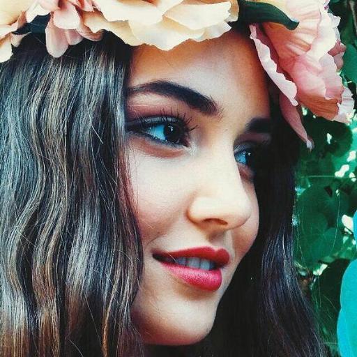 Hande erçeli beğeniyor musunuz ( güneşin kızı selin ) kumral güzeli mi esmer güzeli mi bu kız ?