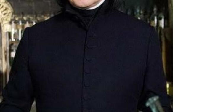 Harry Potter da Professor Severus Snape rolünü canlandıran Alan Rickman öldü biliyor musunuz?