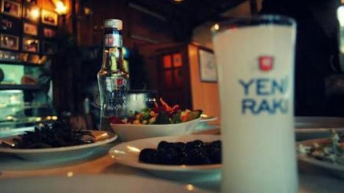 Yeni Rakı suyla mı, sodayla mı içilir?