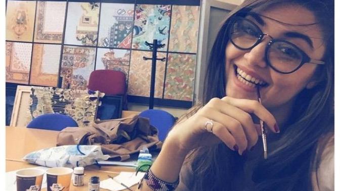 Ya şu gözlüğü nerden bulabilirim markası ne?