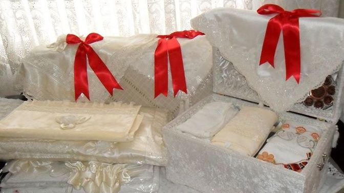 Nişan bohçasında neler olur, nişan bohçası ne zaman gider?