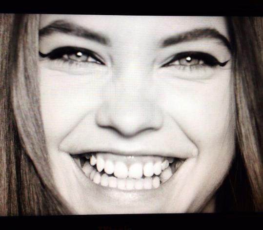 Barbara Palvin bir bana mı itici geliyor?