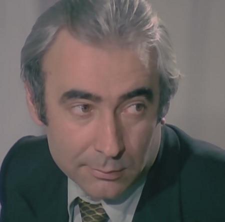 Türk sinemasının üç kağıtçı karakterlerini en iyi canlandıran oyuncusu sizce kim?