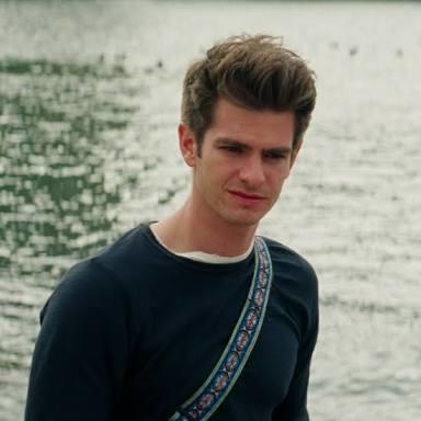 Andrew Garfield Yani Peter Parker Yakışıklımı Bakın Bi?