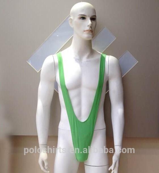 Erkekler böyle bir bikini giyer misiniz?