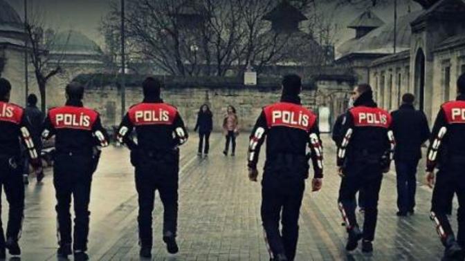 Yunus polisleri mi daha karizma yoksa özel harekat polisleri mi ? (ANKET no:10) ?
