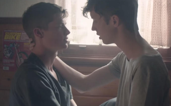 Oğlunuz gay olduğunu size açıklarsa ne yaparsınız?