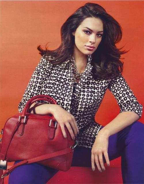Büyük beden manken Ashley Graham'ın sizce fiziği ideal kadın fiziği mi?