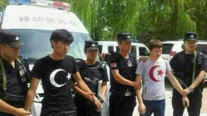 Bağımsız Türkiye'mizde bazı kişiler Amerikan, İngiliz bayraklı tişört giyerken neden orada böyle?