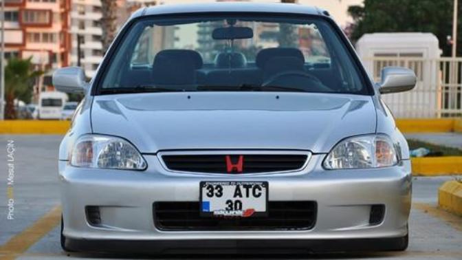 YARDIM LÜTFEN! Honda Civic 1.6 ies mi? Golf 4 mü? SİZ OLSANIZ HANGİSİ SEÇERSİNİZ?