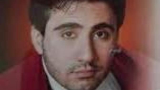 Arkadaslar sizce emrah yakisikli mi?