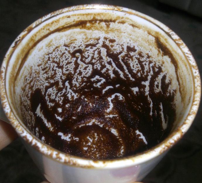 Gerçekten kahve falı bakmayı bilen bakabilir mi (resimli)? KizlarSoruyor