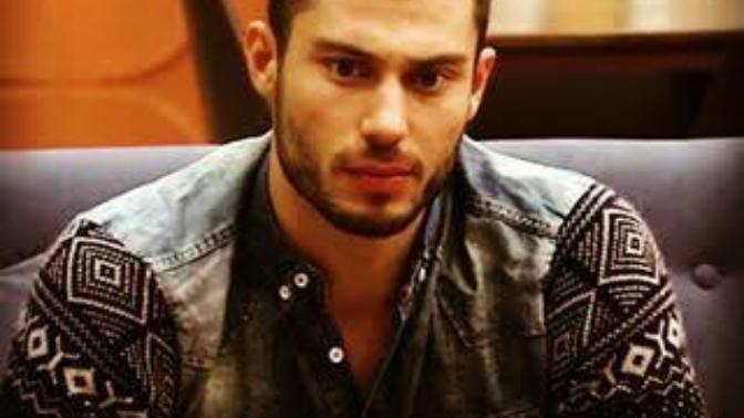 Bu oğlan çok yakışıklı değil mi 😍🐣?