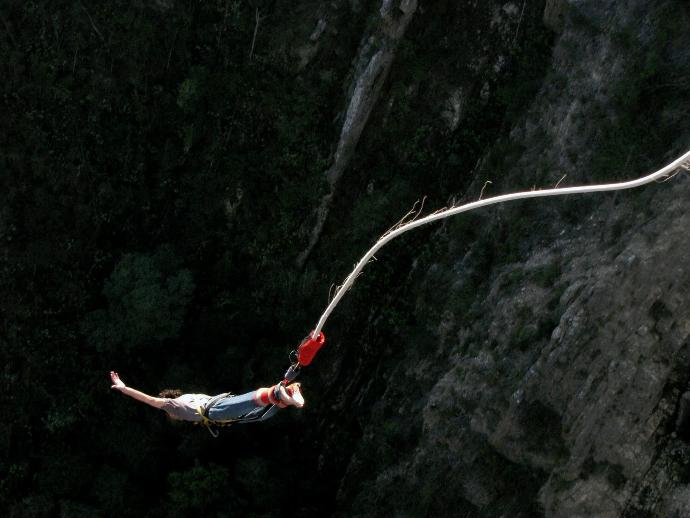 Bungee jumping yapmak için bildiğiniz extrem yerler var mı?