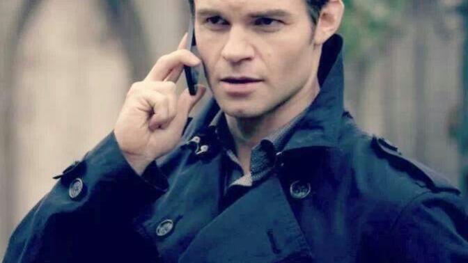 Elijah Mikaelson mı Klaus Mikaelson mı?