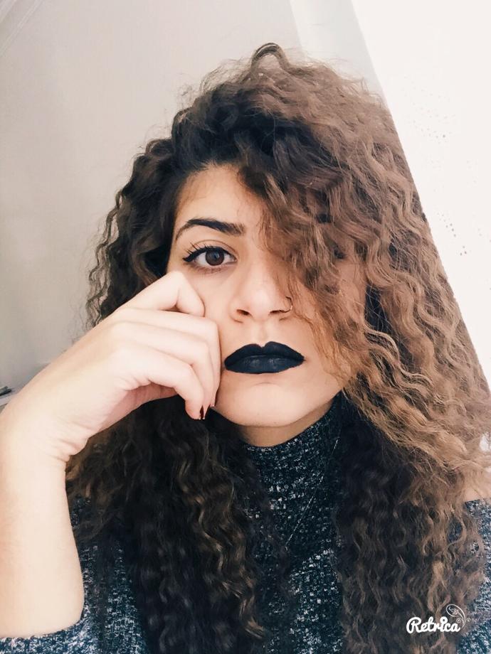 Sizce esmere siyah ruj yakışırmı?