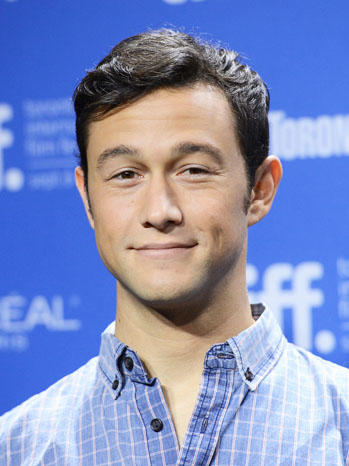Joseph Gordon-Levitt karizmatik mi yakışıklı mı tatlı mı sempatik mi çirkin mi?