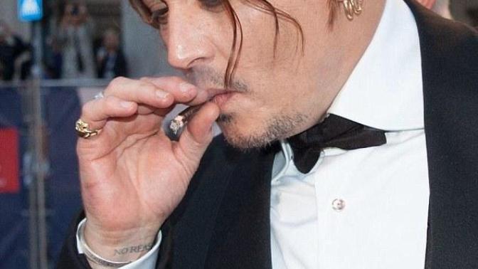 Evet johnny depp ve tarzı açıklayın bana ne düşünüyorsunuz?