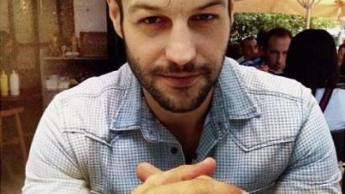 Kadir Doğulu mu? Serhat Teoman mı? sizce hangisi daha yakışıklı?