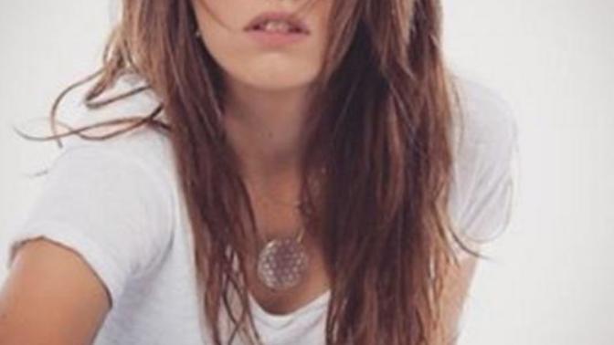 Survivor Gizem Kerimoğlu ile Serenay Sarıkaya arasındaki müthiş benzerliği fark ettiniz mi?