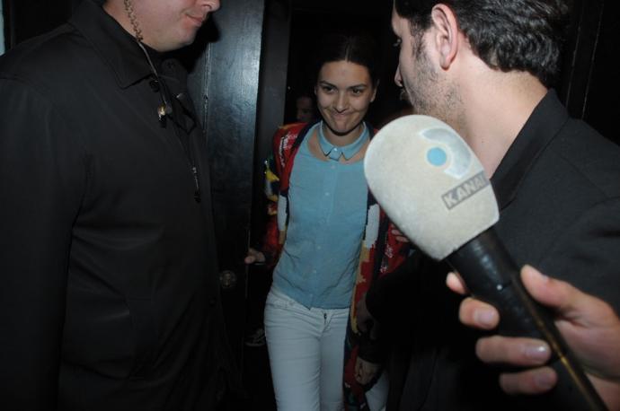 Bergüzar Korel makyajsız çok tatlı değil mi yaa :D?