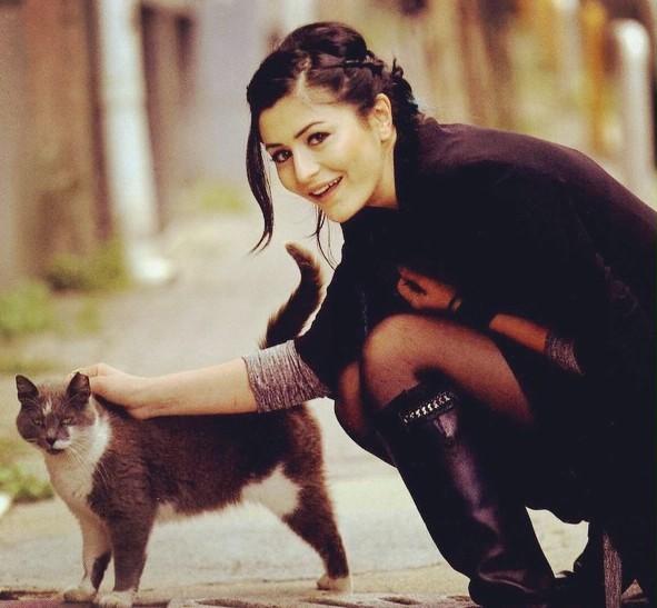 Deniz Çakır mı Fahriye Evcen?