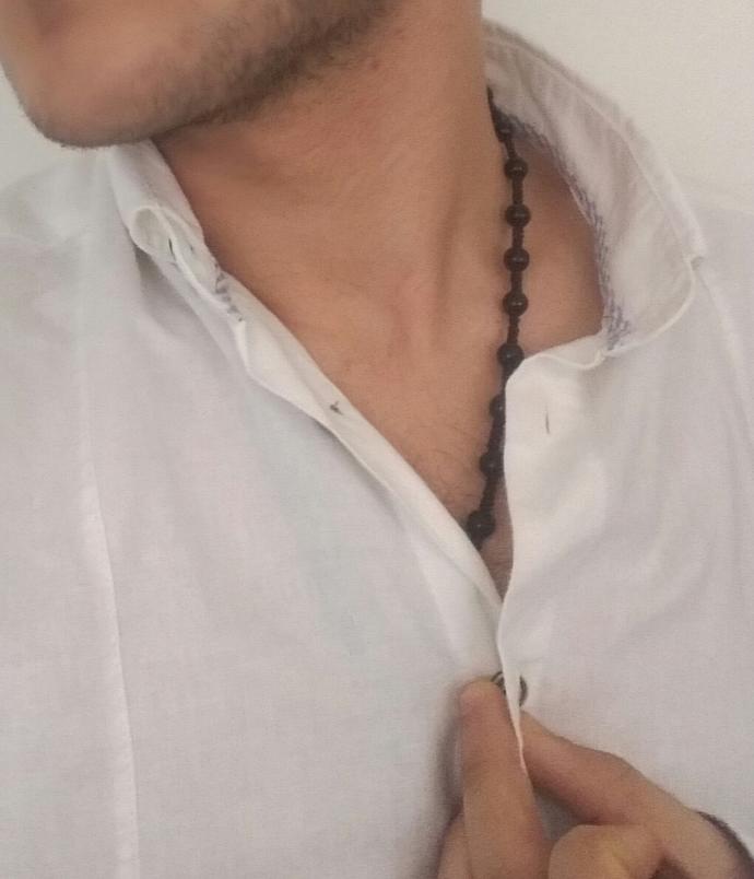 Şimdi ben bu kolyeyi takınca kıro mu oluyorum ?