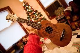 Ukulele çalan varmı? Kolaymı? (resimli)?