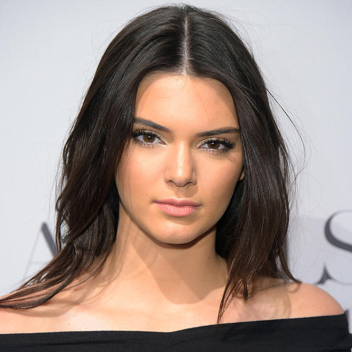 Kendall Jenner sizce güzel mi?