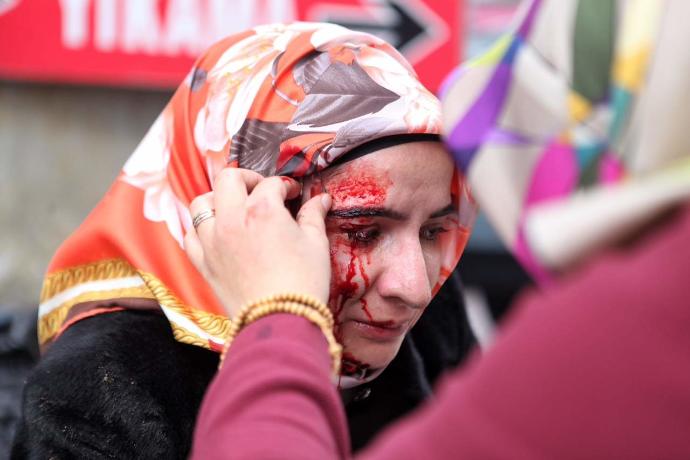 Türbanlılara yapılan bu zulüm ne zaman duracak (Zaman gazetesi içerir)?