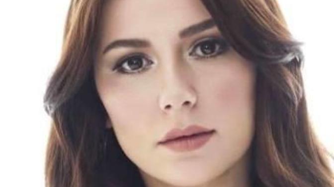 Aynur aydin ve merve ozbey birbirlerine cok benzemiyorlar mi? Resimli?