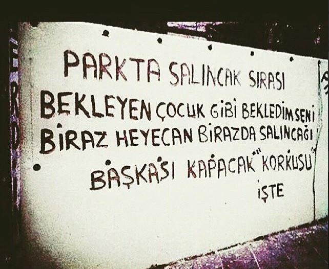 Şiir sokakta mı daha sami yoksa küfür sokakta mı sizce hangisi?