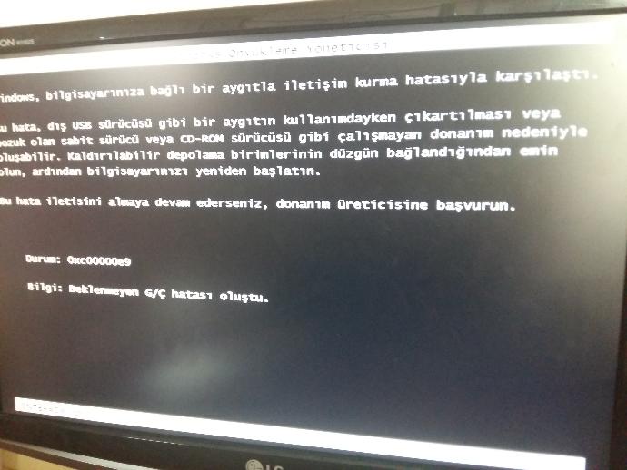 Bilgisayarim acilmiyor windows 7 ? böyle bir sayfa çıkıyor napicam anlayan varsa lutfen baksın?