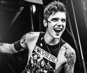 Andy biersack tanıyanlar?